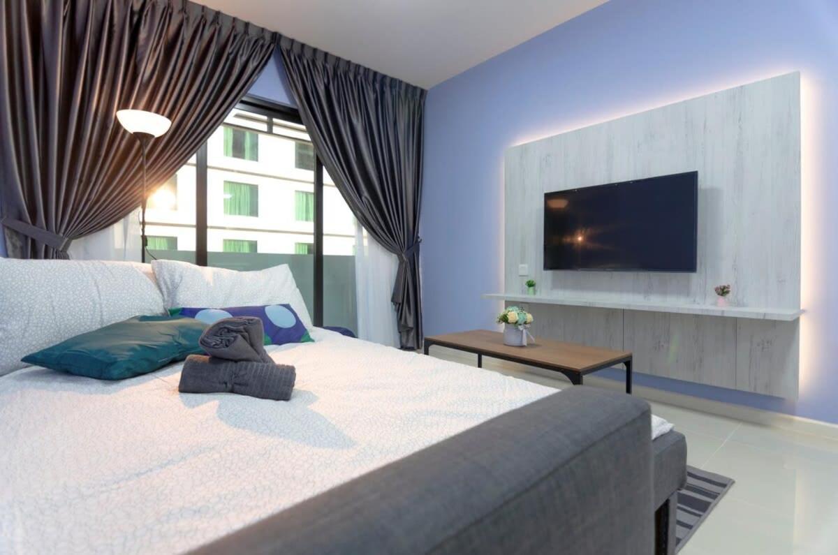 Cozy & High Floor Suite In Suasana Jb 15, Views Johor Bahru Exterior photo